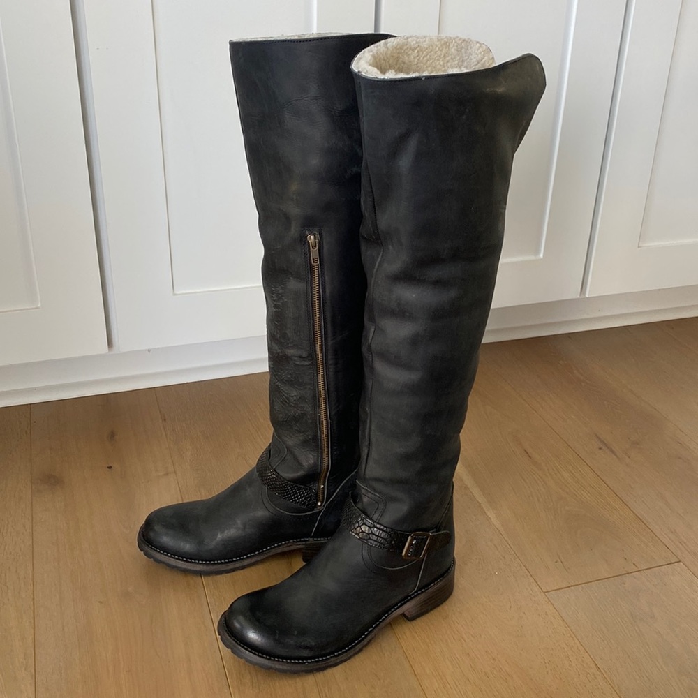 Womens freebird knee high boots (new)